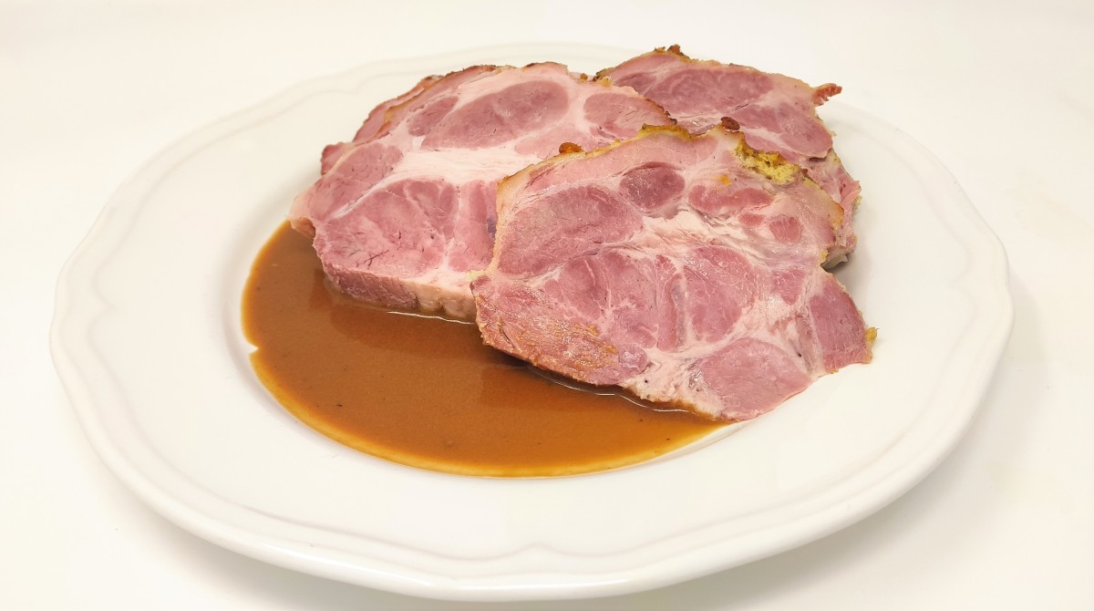 Schweinekräuterbraten mit Soße